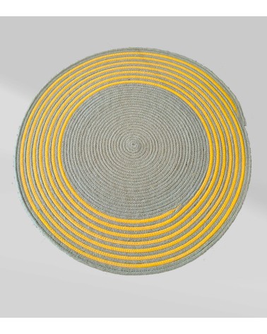 99_Alfombra yute y amarillo
